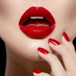 Увеличение губ в домашних условиях